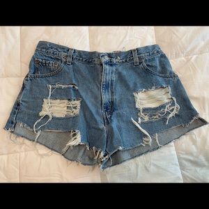 Vintage Levi’s cutoff denim shorts
